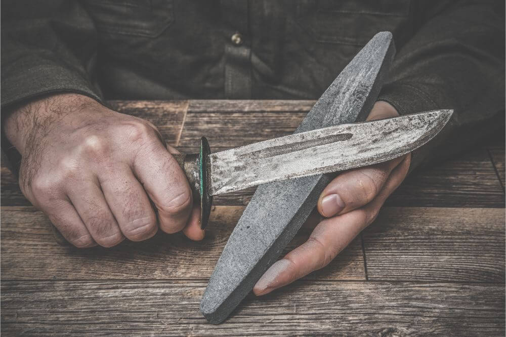 How to Sharpen a Survival Knife